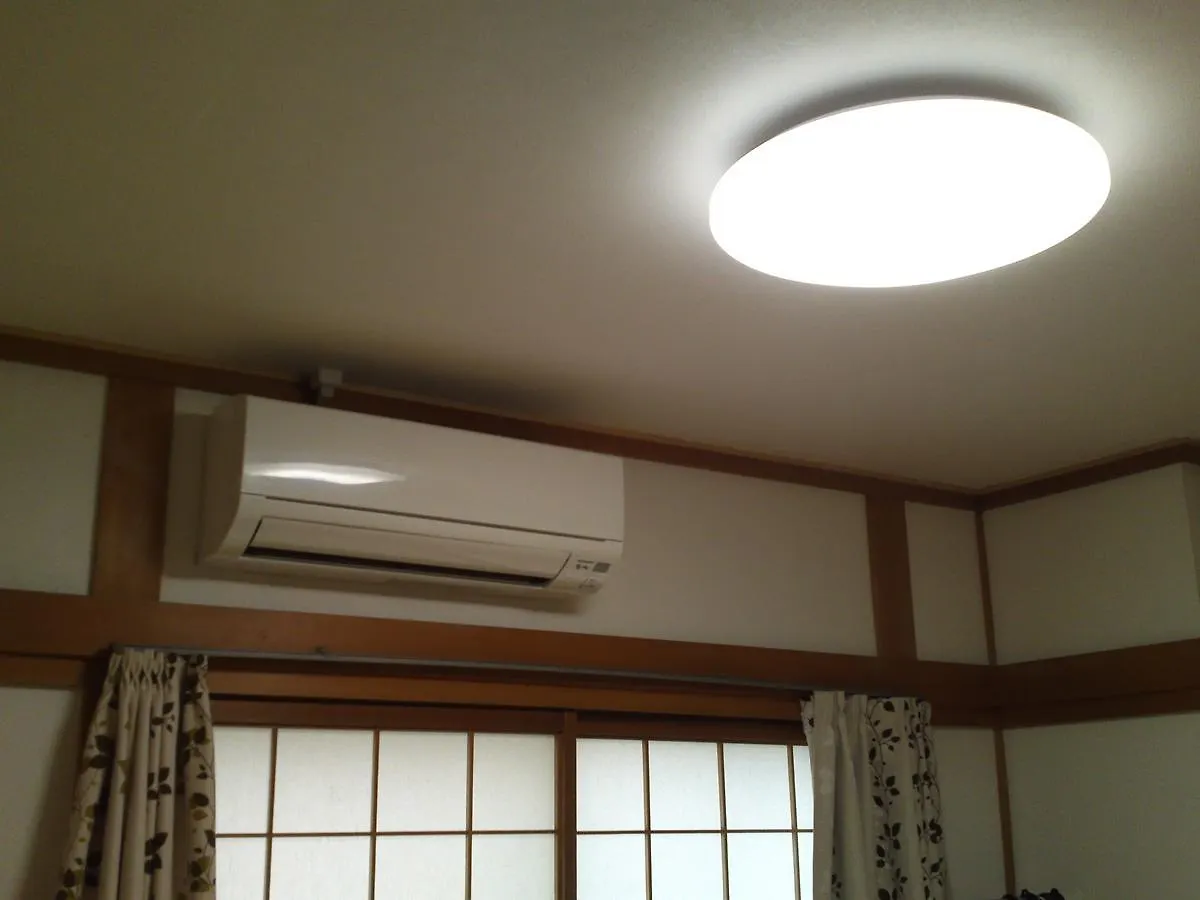 Guest house Osaka Kuma House Hotel