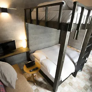 ホステル E-hostel 心斎橋, 大阪市