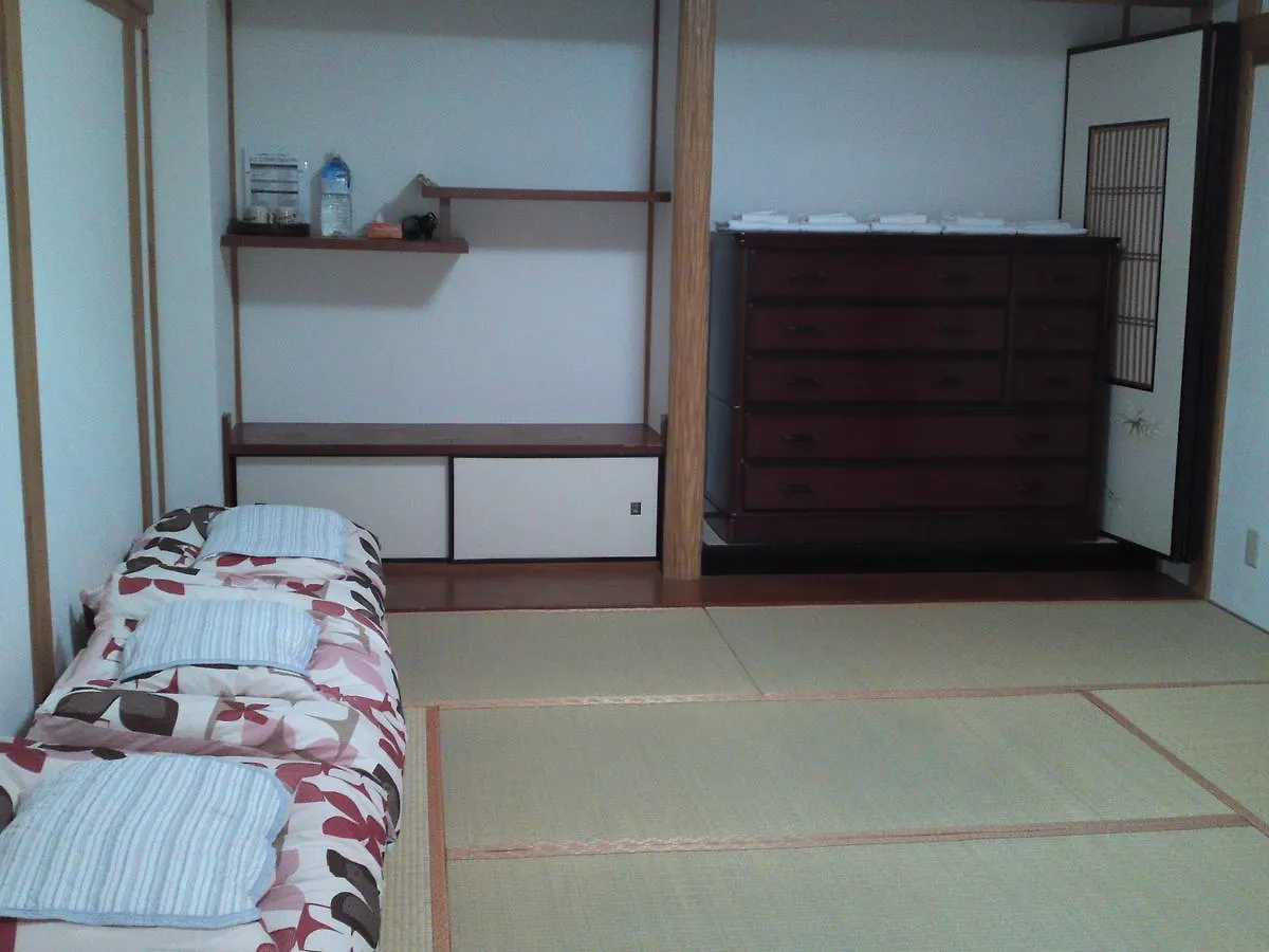 Hotel Osaka Kuma House